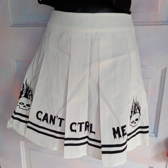 Pleated "Can't control me" cyber goth skirt w flaming skulls! SOLD@hosted store - Picture 5 of 6